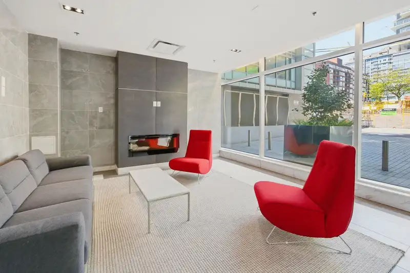 3605 1283 HOWE STREET - photo 4 of 39