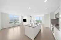 2801 3093 WINDSOR GATE - thumbnail 2