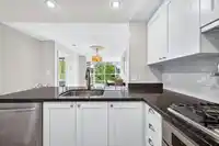 322 9373 HEMLOCK DRIVE - thumbnail 9