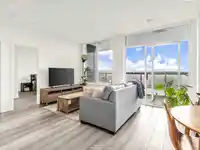 608 8551 201 STREET - thumbnail 7