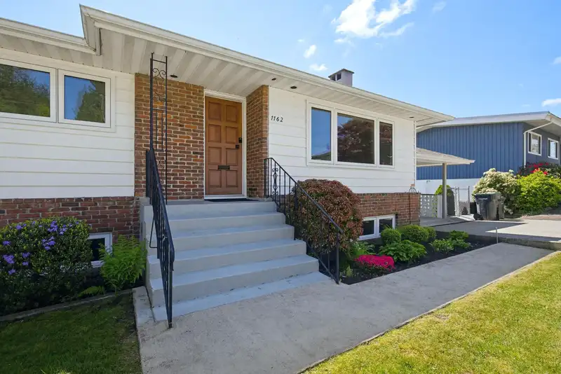 1162 MADORE AVENUE - photo 4 of 40