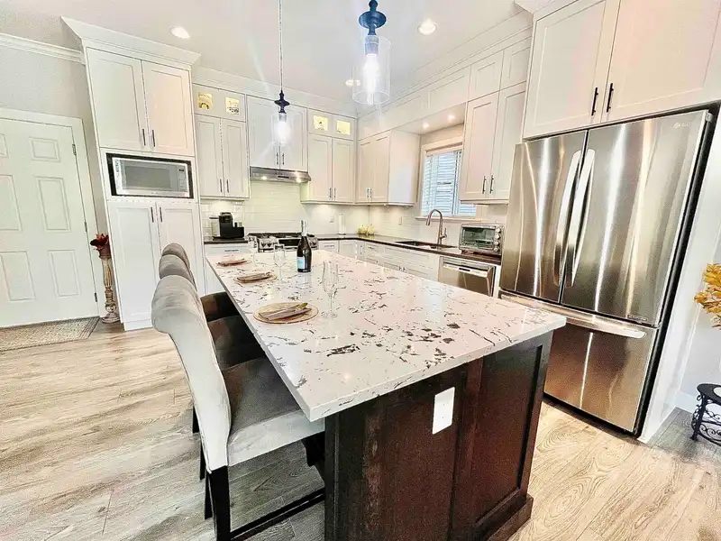 51 11252 COTTONWOOD DRIVE - photo 2 of 40