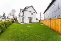 1 2837 OLIVER CRESCENT - thumbnail 2