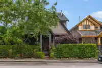 7330 197 STREET - thumbnail 1