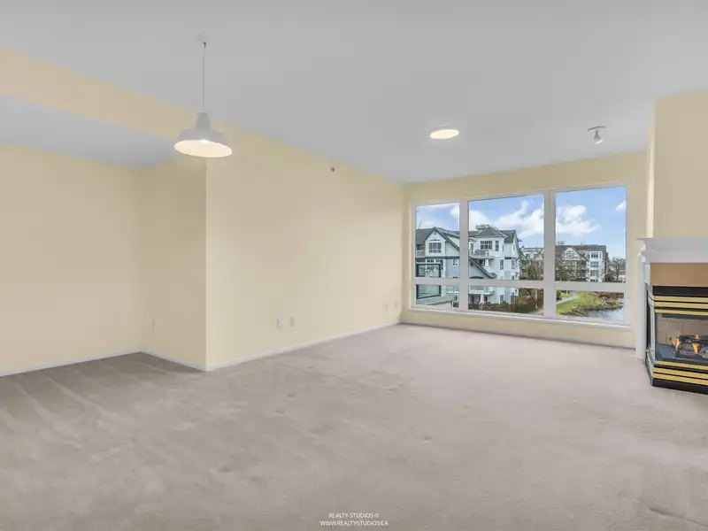 307 5800 ANDREWS ROAD - photo 4 of 27