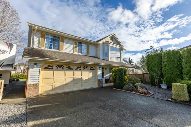 2774 DEHAVILLAND PLACE - photo 1 of 40