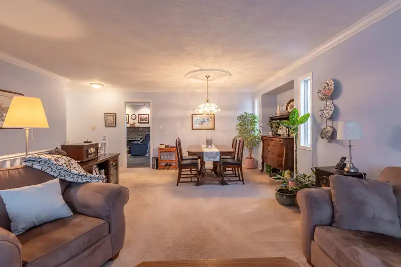 2774 DEHAVILLAND PLACE - photo 3 of 40