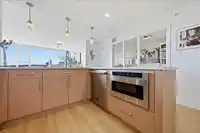 803 455 BEACH CRESCENT - thumbnail 12