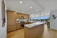 803 455 BEACH CRESCENT - thumbnail 16