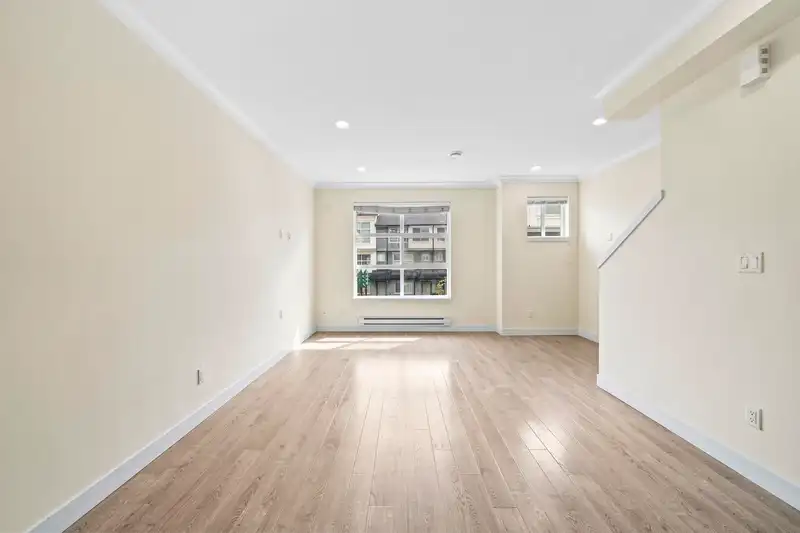 2 4191 NO. 4 ROAD - photo 2 of 37