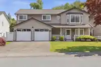 8912 213 STREET - thumbnail 1