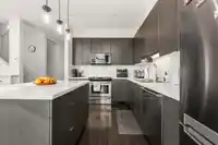 1 19505 68A AVENUE - thumbnail 6
