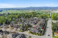 39 32777 CHILCOTIN DRIVE - thumbnail 3
