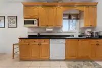 2423 E 4TH AVENUE - thumbnail 12