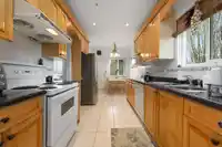 2423 E 4TH AVENUE - thumbnail 13