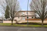 2423 E 4TH AVENUE - thumbnail 33