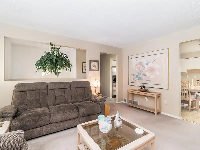 27051 34 AVENUE - photo 2 of 40