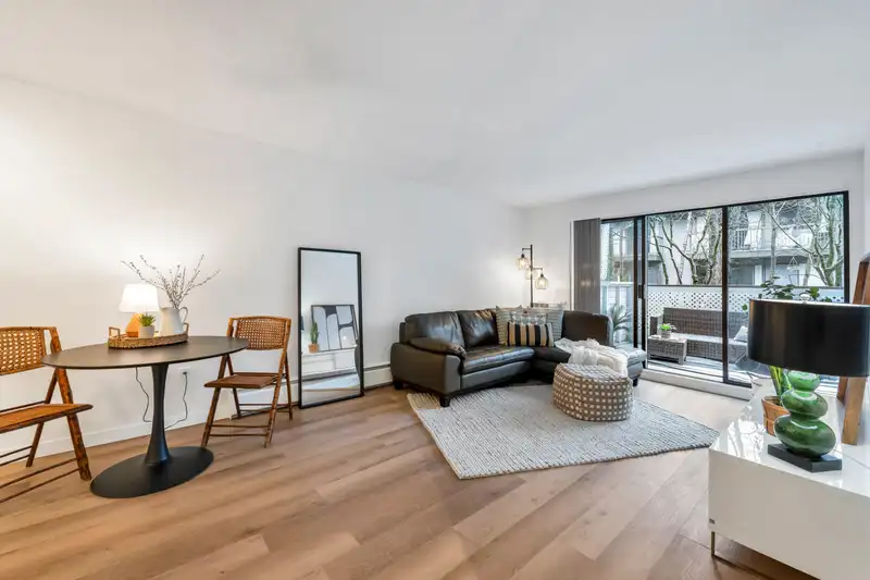 107 15020 NORTH BLUFF ROAD - photo 2 of 33