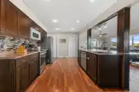 20722 46A AVENUE - thumbnail 10