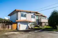 11900 BURNETT STREET - thumbnail 1