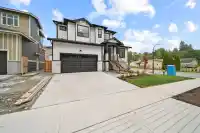 11007 244 STREET - thumbnail 1