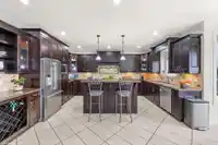 8151 211 STREET - thumbnail 6
