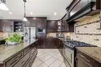 8151 211 STREET - thumbnail 9