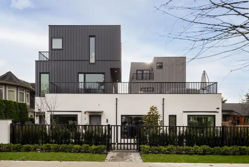 1 950 W 57TH AVENUE - photo 1 of 17