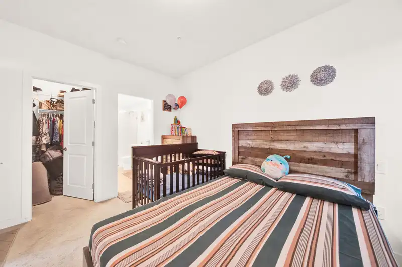 B208 20834 80 AVENUE - photo 2 of 32