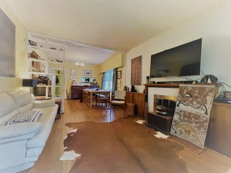3259 W 7TH AVENUE - photo 3 of 23