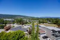 705 2187 BELLEVUE AVENUE - thumbnail 4