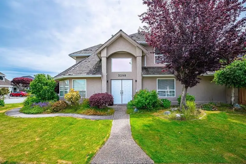 5298 ST ANDREWS PLACE - photo 1 of 26
