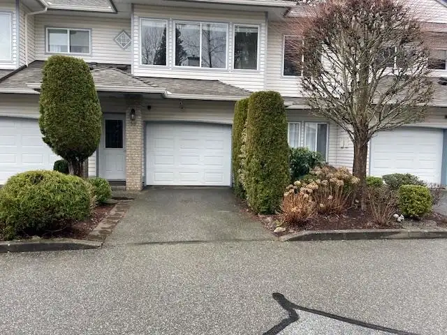 35 21579 88B AVENUE - photo 1 of 14