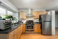 7489 ROSEWOOD STREET - thumbnail 7