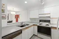 104 700 E PENDER STREET - thumbnail 2