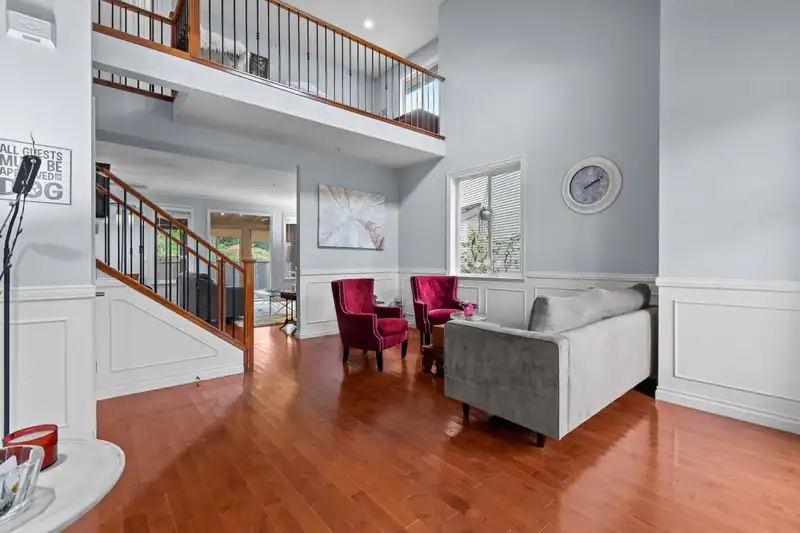 21770 95A AVENUE - photo 3 of 40