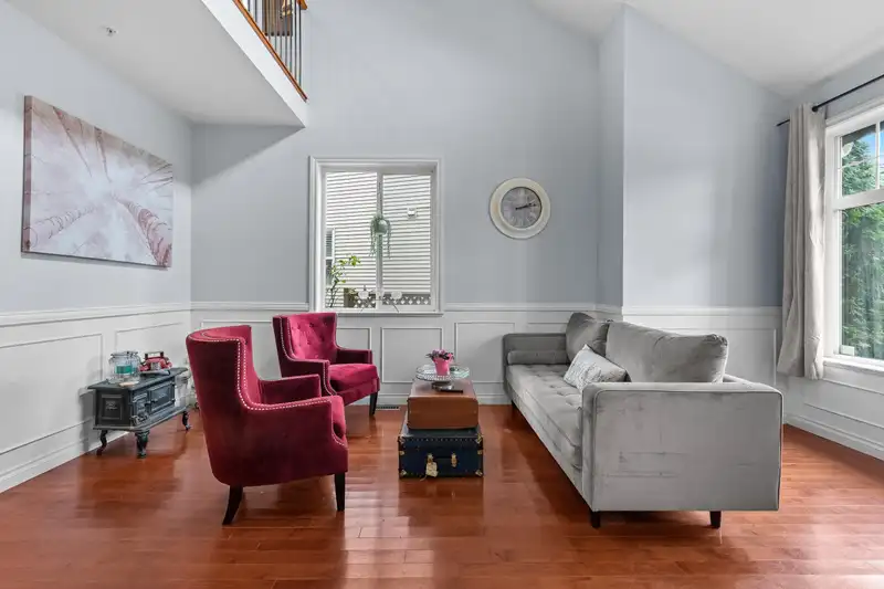 21770 95A AVENUE - photo 4 of 40
