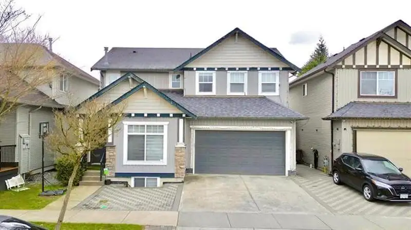 6287 167B STREET - photo 1 of 21