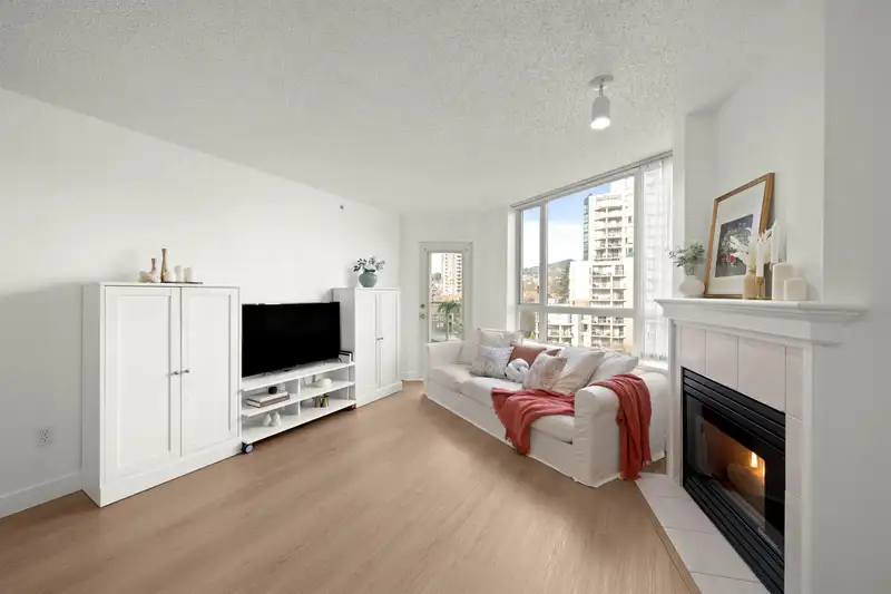 608 1190 PIPELINE ROAD - photo 3 of 37