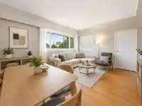 4561 NANAIMO STREET - thumbnail 2