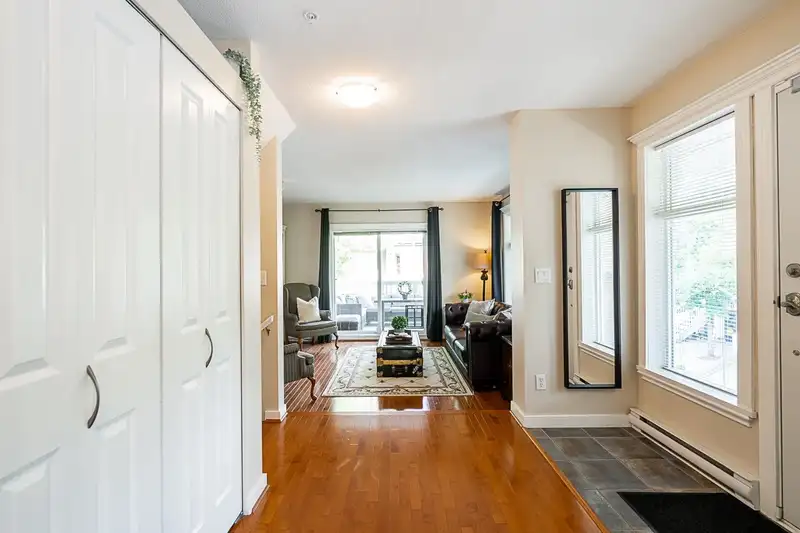 48 7179 201 STREET - photo 3 of 28