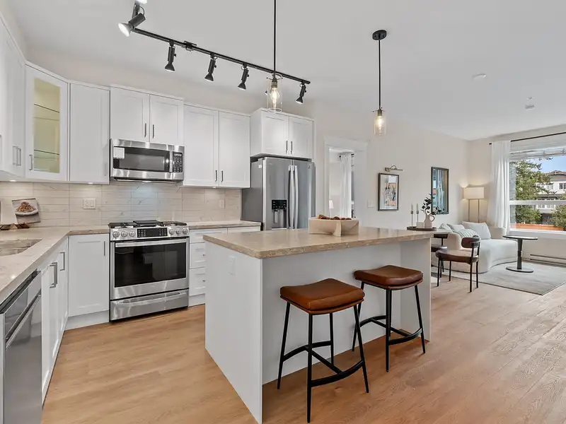 209 20926 83 AVENUE - photo 4 of 36