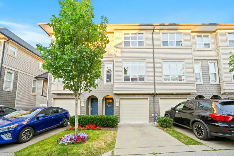 148 7938 209 STREET - photo 1 of 29
