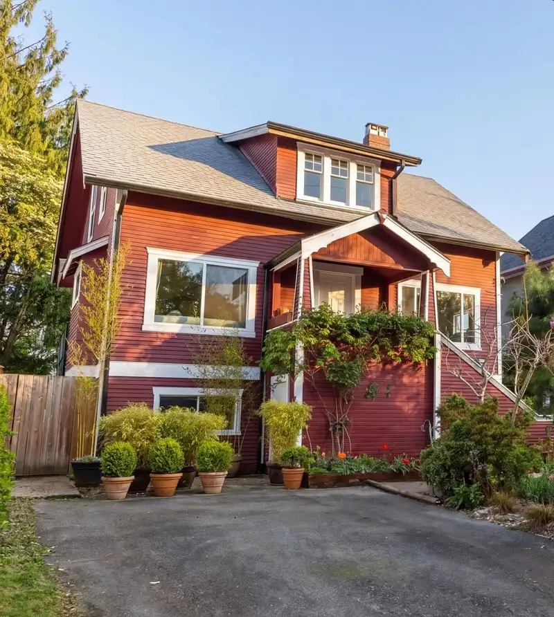 4578 MOSS STREET - photo 1 of 40