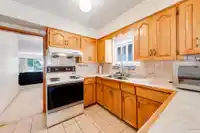 25 E 47TH AVENUE - thumbnail 5
