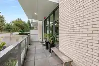 528 W 30TH AVENUE - thumbnail 16