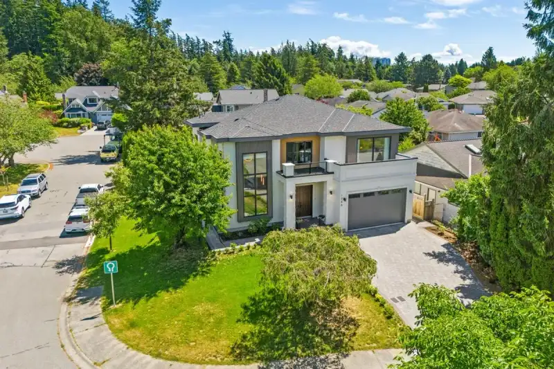 1946 143A STREET - photo 1 of 40