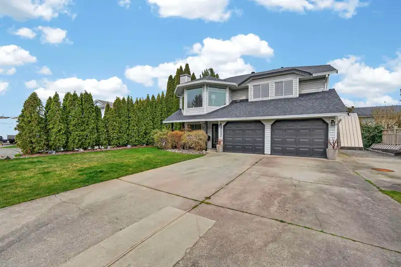 22947 123B AVENUE - photo 3 of 39