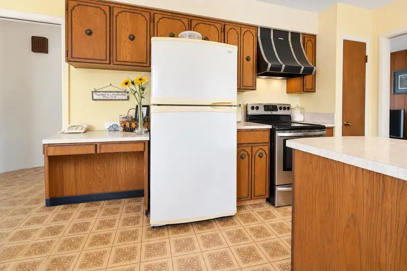 10965 JAY CRESCENT - photo 4 of 22