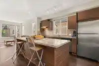 114 7938 209 STREET - thumbnail 11
